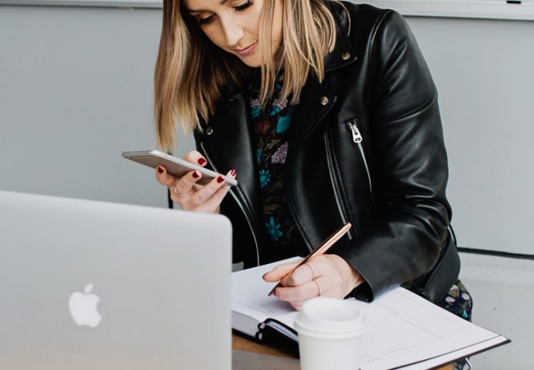Episode 207: 5 Signs You're Ready To Go All-In On Your Business