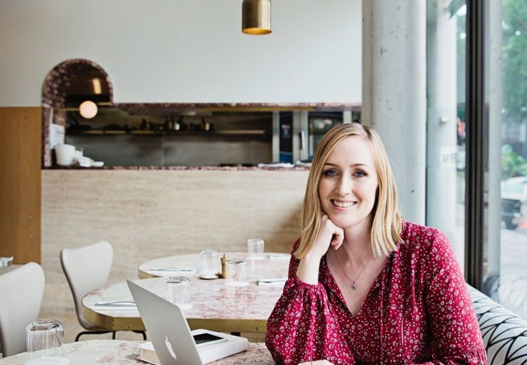 A FREE Live Training To Help You Build A Full-Time Coaching Business (Time-Sensitive!)
