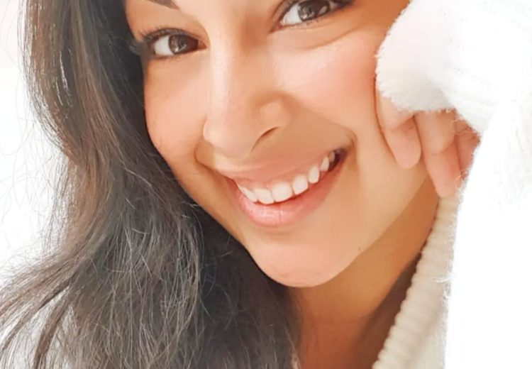 Episode 303: Perfectionism + Human Design For Projectors and Reflectors with Aditi Bhattacharya